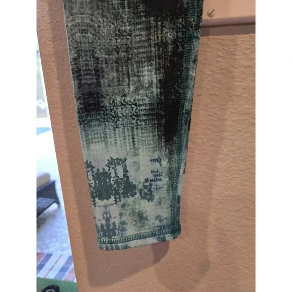 Alo Yoga Women's M Abstract High Rise Jegging Leggings Multicolor - Picture 8 of 10